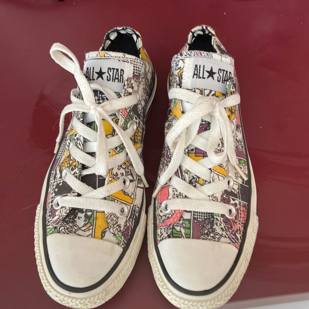 Converse womens comic strip sneakers